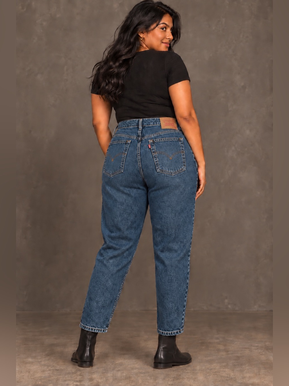 Levi’s 550 High-Rise Tapered Leg Mom Jeans Size 16 Misses, Chic Edgy Denim